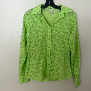 NWOT Rockies Lightweight Button Up Shirt. Medium